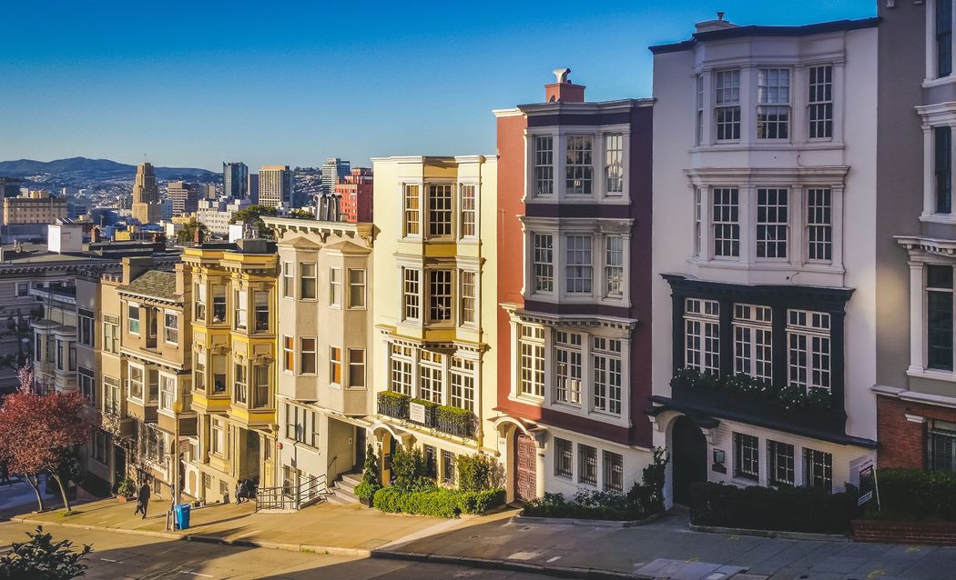 Γιατί οι αγοραστές κατοικιών στις ΗΠΑ δηλώνουν έτοιμοι να επενδύσουν τους επόμενους έξι μήνες